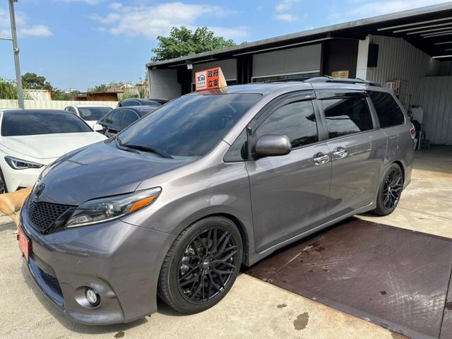 Toyota Sienna  第4張相片