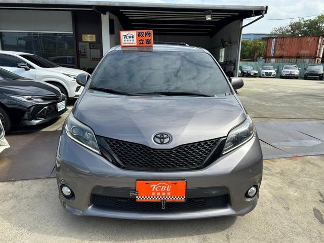 Toyota Sienna  第5張相片