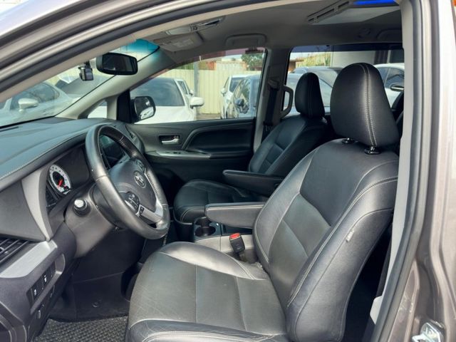 Toyota Sienna  第10張相片