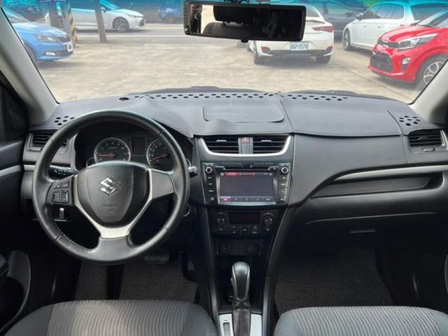 Suzuki SWIFT  第12張相片