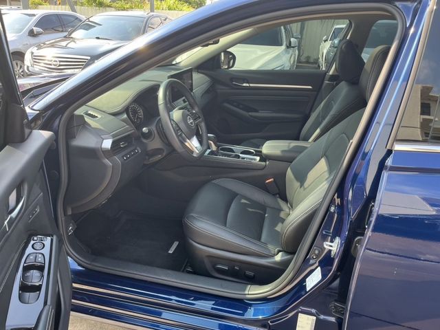 Nissan Altima  第2張相片