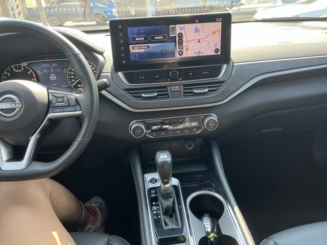 Nissan Altima  第11張相片