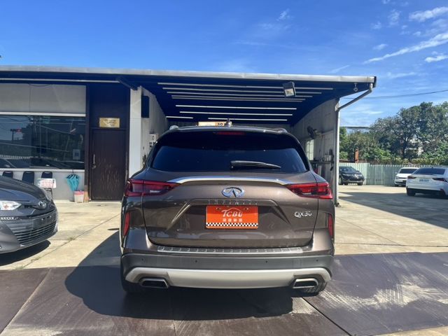 Infiniti QX50  第6張相片