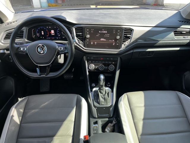 Volkswagen 福斯 T-Roc  第1張相片