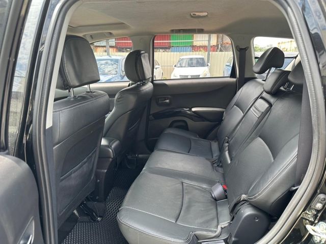 Mitsubishi Outlander  第11張相片
