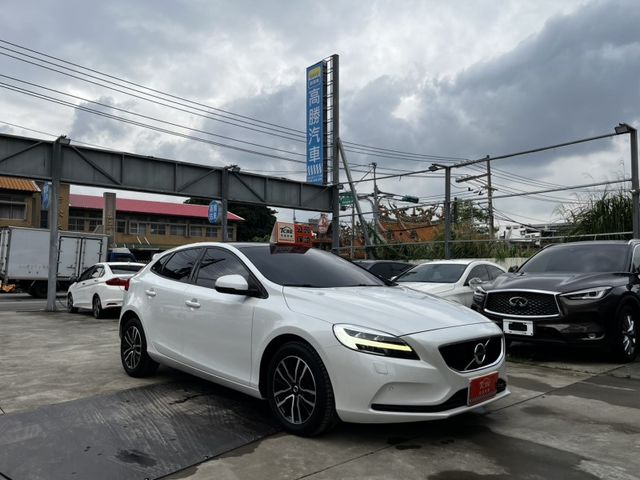Volvo V40  第5張相片