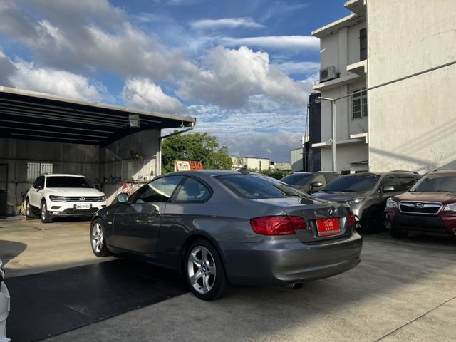 BMW/ 寶馬 320i  第6張相片