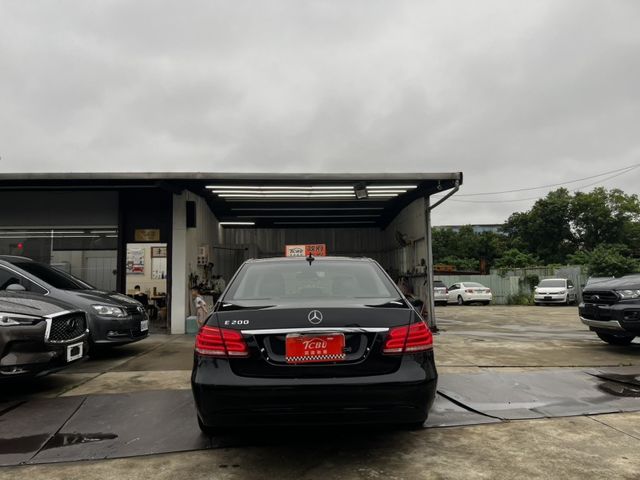 Mercedes-Benz/賓士 E-CLASS  第3張相片