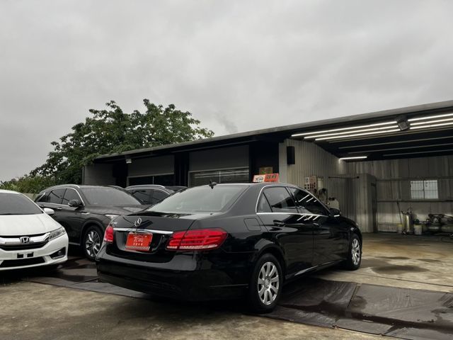 Mercedes-Benz/賓士 E-CLASS  第4張相片