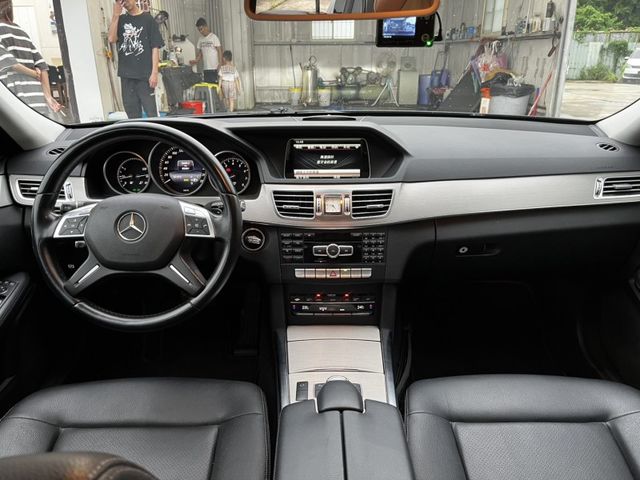 Mercedes-Benz/賓士 E-CLASS  第8張相片