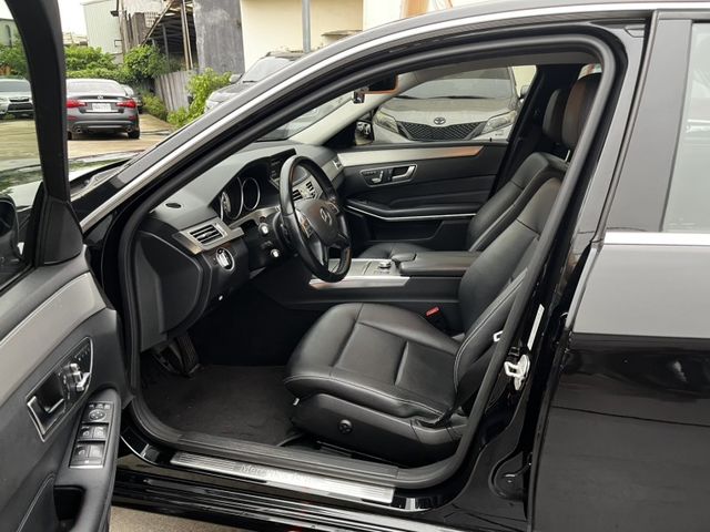 Mercedes-Benz/賓士 E-CLASS  第10張相片