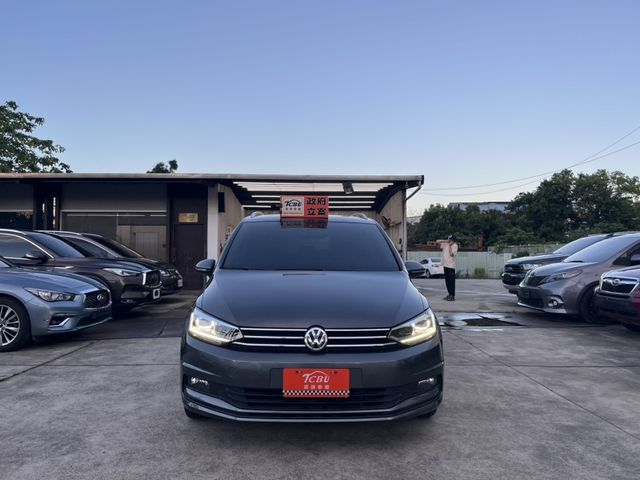 Volkswagen 福斯 Touran  第6張相片