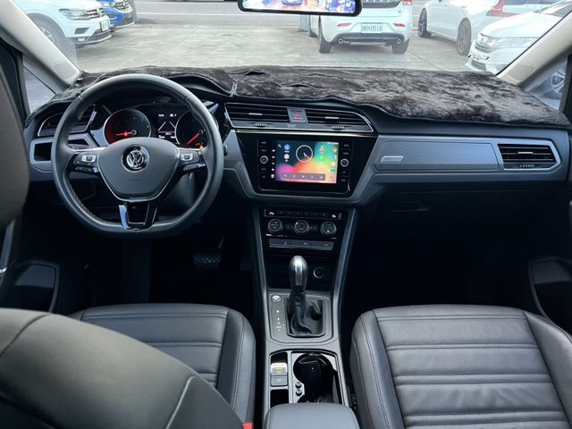 Volkswagen 福斯 Touran  第8張相片