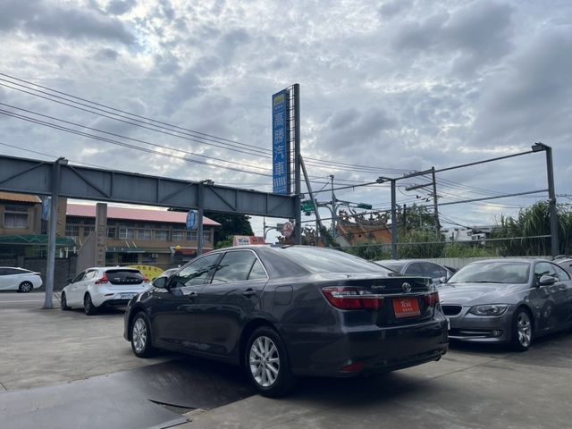 2016 TOYOTA CAMRY 僅跑9萬  第2張相片