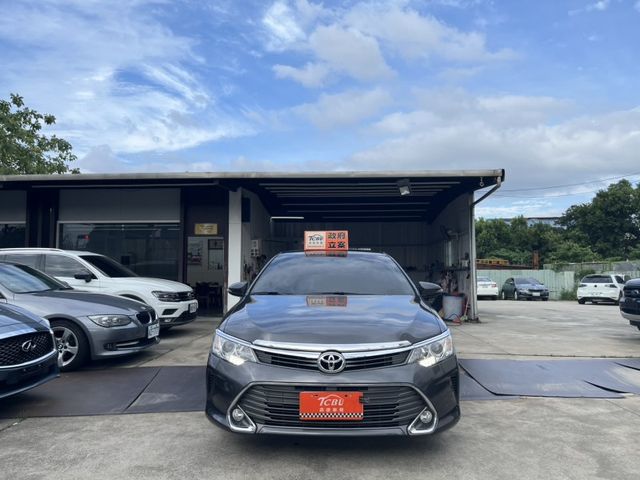 2016 TOYOTA CAMRY 僅跑9萬  第6張相片