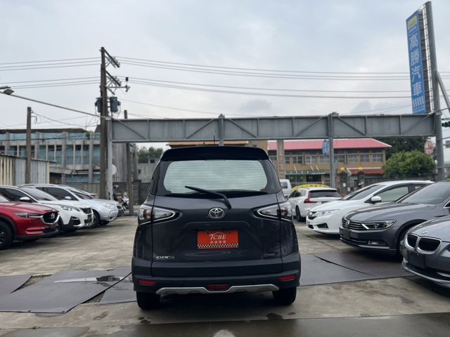 Toyota SIENTA  第6張相片