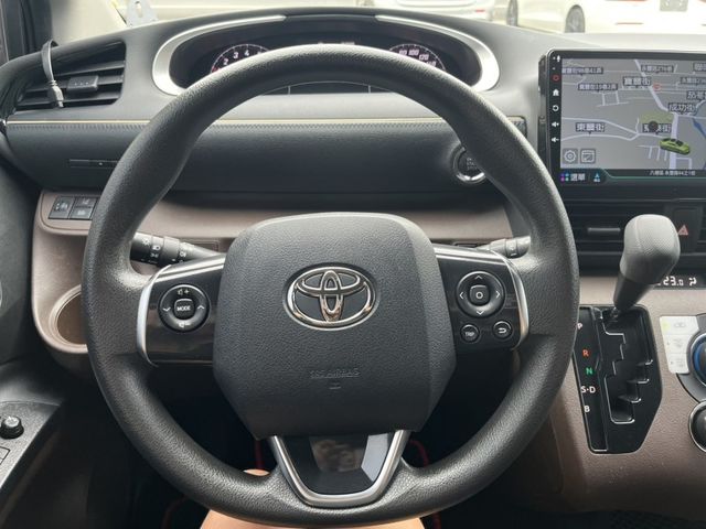 Toyota SIENTA  第10張相片