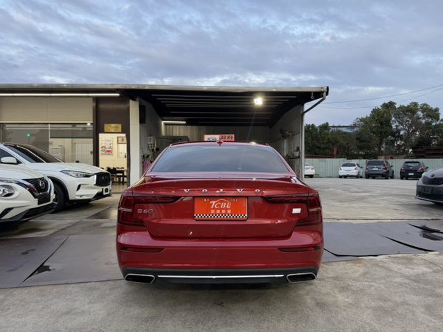 Volvo S60  第3張相片