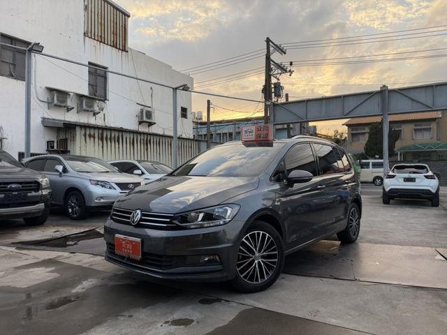 Volkswagen 福斯 Touran  第4張相片