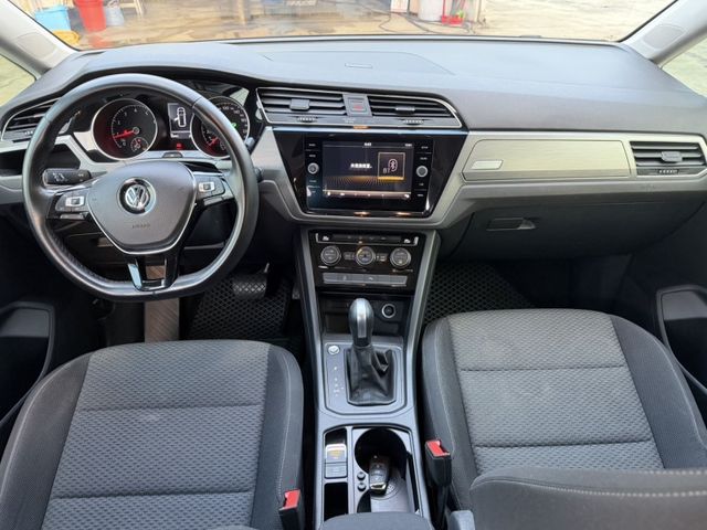 Volkswagen 福斯 Touran  第11張相片