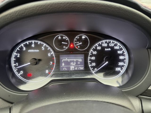 Nissan Tiida  第1張相片