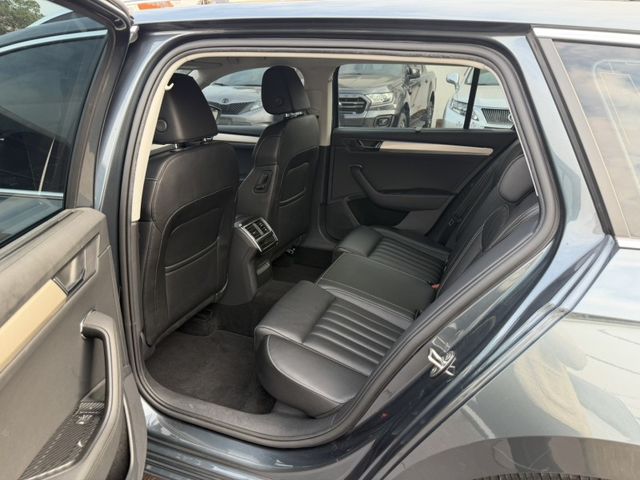 Skoda Superb  第3張相片