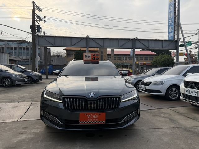 Skoda Superb  第9張相片