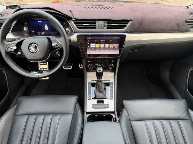 Skoda Superb  第11張相片