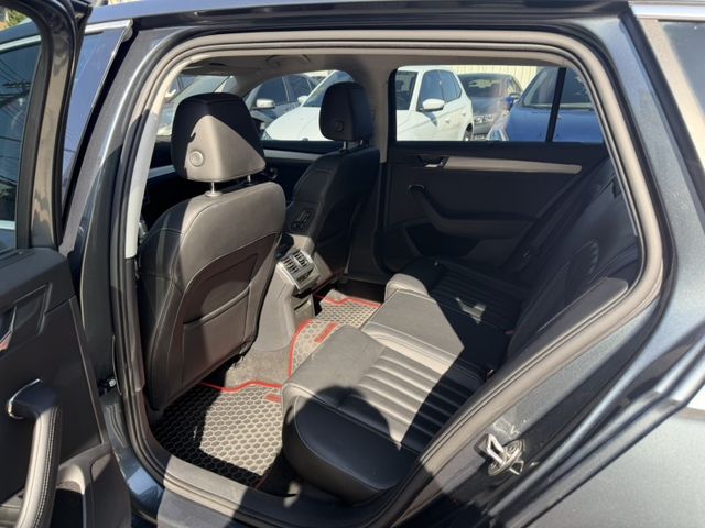 Skoda Superb  第3張相片