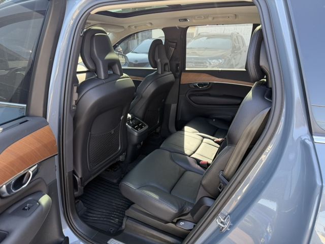 Volvo XC90  第1張相片