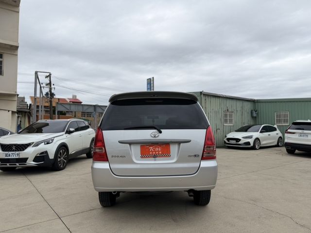 Toyota Innova  第6張相片