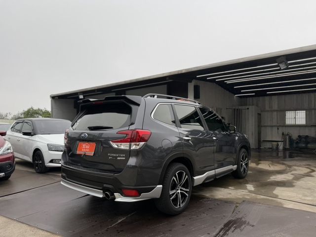 Subaru Forester  第8張相片