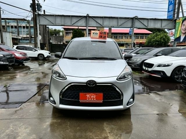 Toyota SIENTA  第7張相片