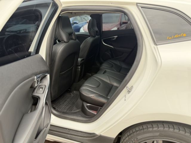 Volvo V40  第3張相片