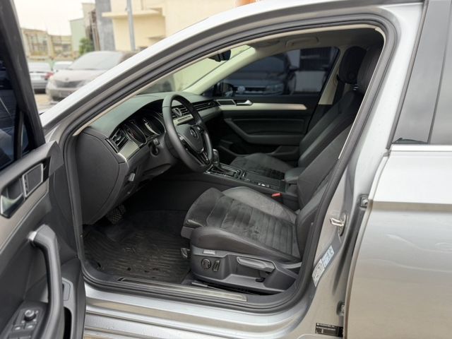Volkswagen 福斯 Passat  第3張相片