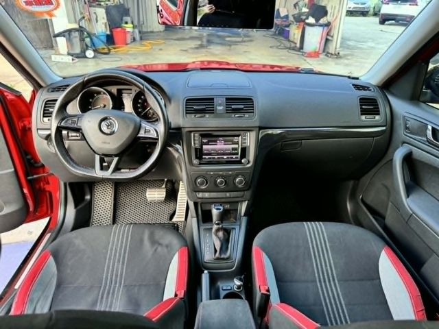 Skoda Yeti  第10張相片
