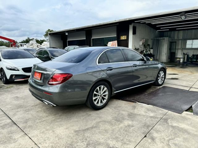 2017 Benz E200  第8張相片