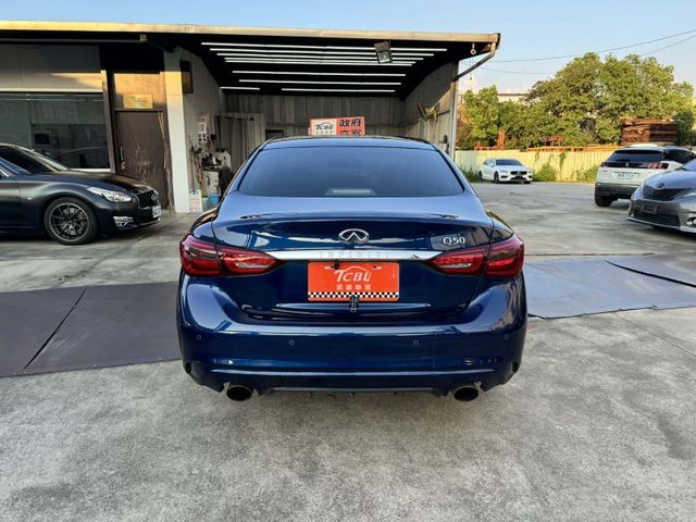 2018年Q50  第7張相片