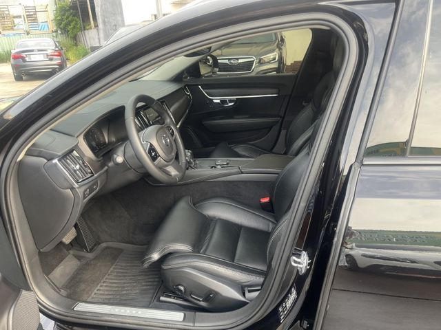 2019 v90 t6  第2張相片