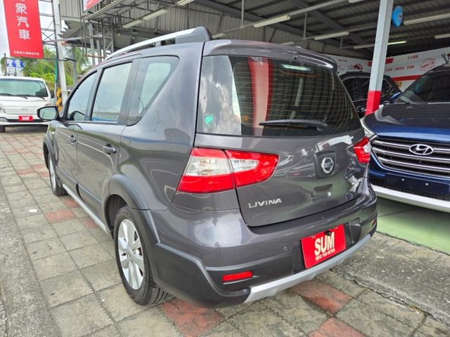 原鈑件 里程保證  YES認證美車可啟動保固 買就送全新安卓大影音 ABS  氣囊 胎壓  省油大空間  第4張相片