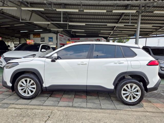 原鈑件 里程保證 原廠保固中 認證美車  ACC跟車 自動緊急剎車 車道偏離警示 挑高車室設計  第5張相片