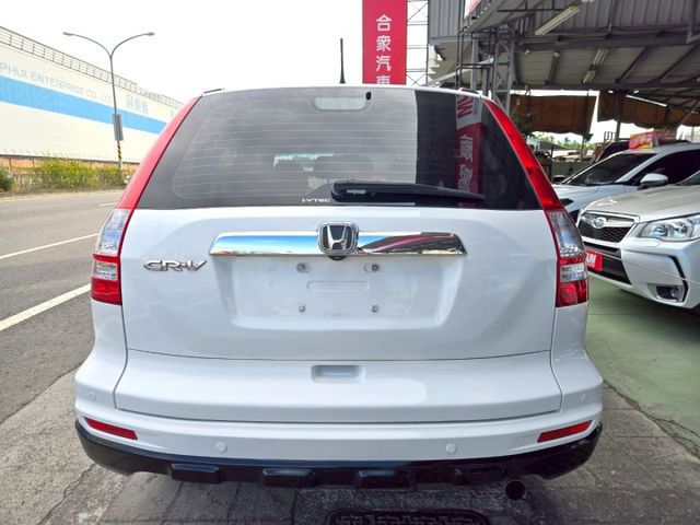 原鈑件 里程保證 認證美車 高妥善率實用性休旅車  空間大 舒適又好坐 定速 氣囊 ABS  第3張相片