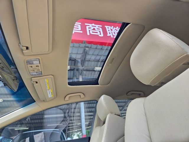 鈑件美 里程保證 便宜代步車 可長途 內裝乾淨 車況好~天窗 換檔快撥~  第6張相片
