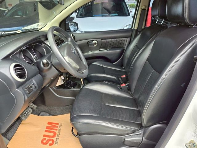 原鈑件 里程保證 原廠保養車 買就送全新安卓影音 認證美車可啟動保固 胎壓 氣囊 ABS  第6張相片
