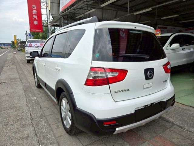 原鈑件 里程保證只跑3.8萬  原廠保養車 認證美車可享保固 ACC跟車 車道偏離警示  都會小型休旅  第4張相片