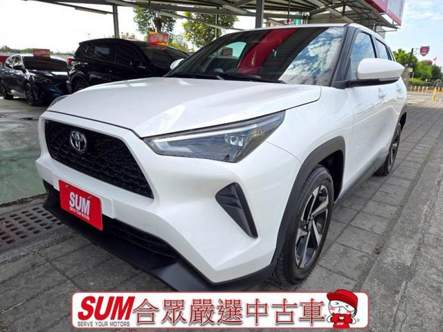 原鈑件 里程保證1萬多公里2025年式 原廠保養車 原廠保固4年12萬公里 ACC主動跟車 Apply carplay  第1張相片