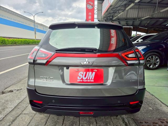 原鈑件 里程保證  認證車可啟動2年5萬公里保固 盲點 電動尾門 免鑰 買就送全新8核安卓影音 !!  第3張相片