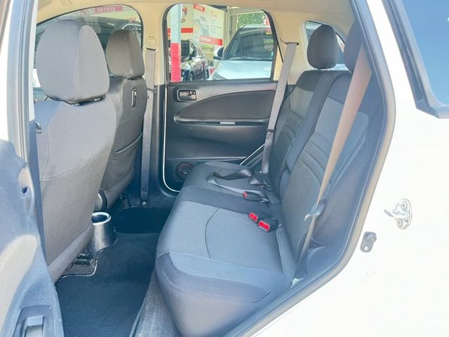 原鈑件 里程保證 IO版 9成新輪胎 買就送全新安卓影音 冷氣涼 引擎順 便宜代步車 ABS 電折耳  第7張相片