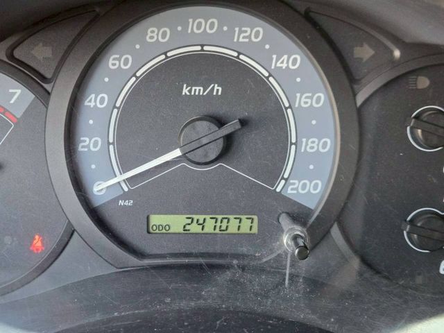 鈑件美 里程保證  便宜好用的客貨兩用車 可改貨車牌 耐用可靠 空間寬敞  維修容易~  第8張相片