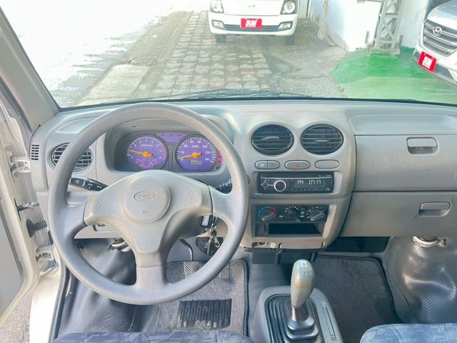 鈑件美 里程保證 手排  載人載貨好幫手 可享保固 可改貨車版  後座出風口 胎壓  第7張相片